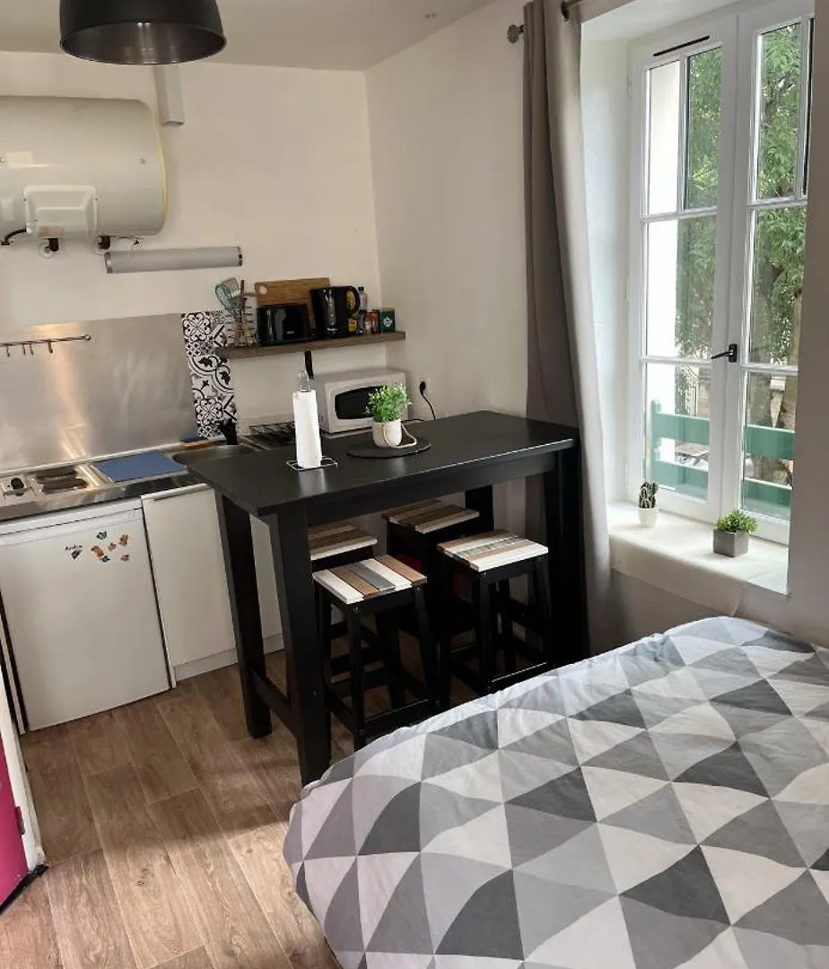 Lägenhet Studio Coeur De Ville Figeac Frankrike